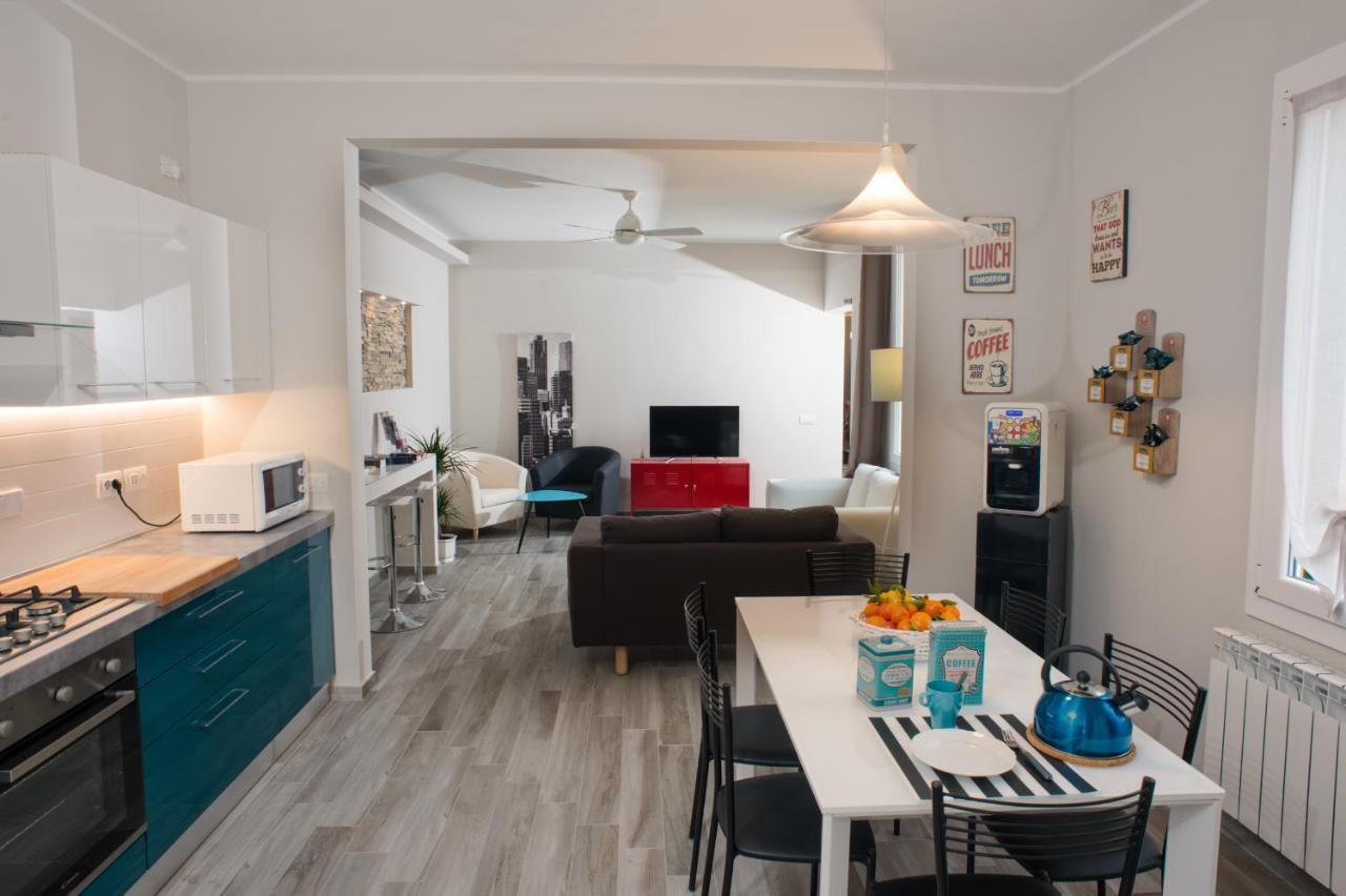 Orsini Family Deluxe Apartment By Mamo Florens Exteriör bild